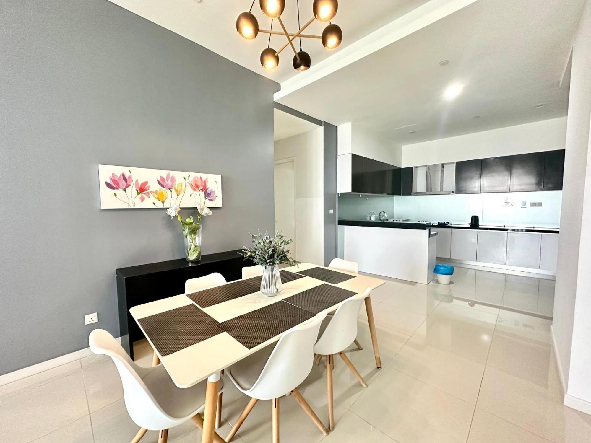 Pangsapuri Azure Residences By Sleepy Bear Paradigm Mall