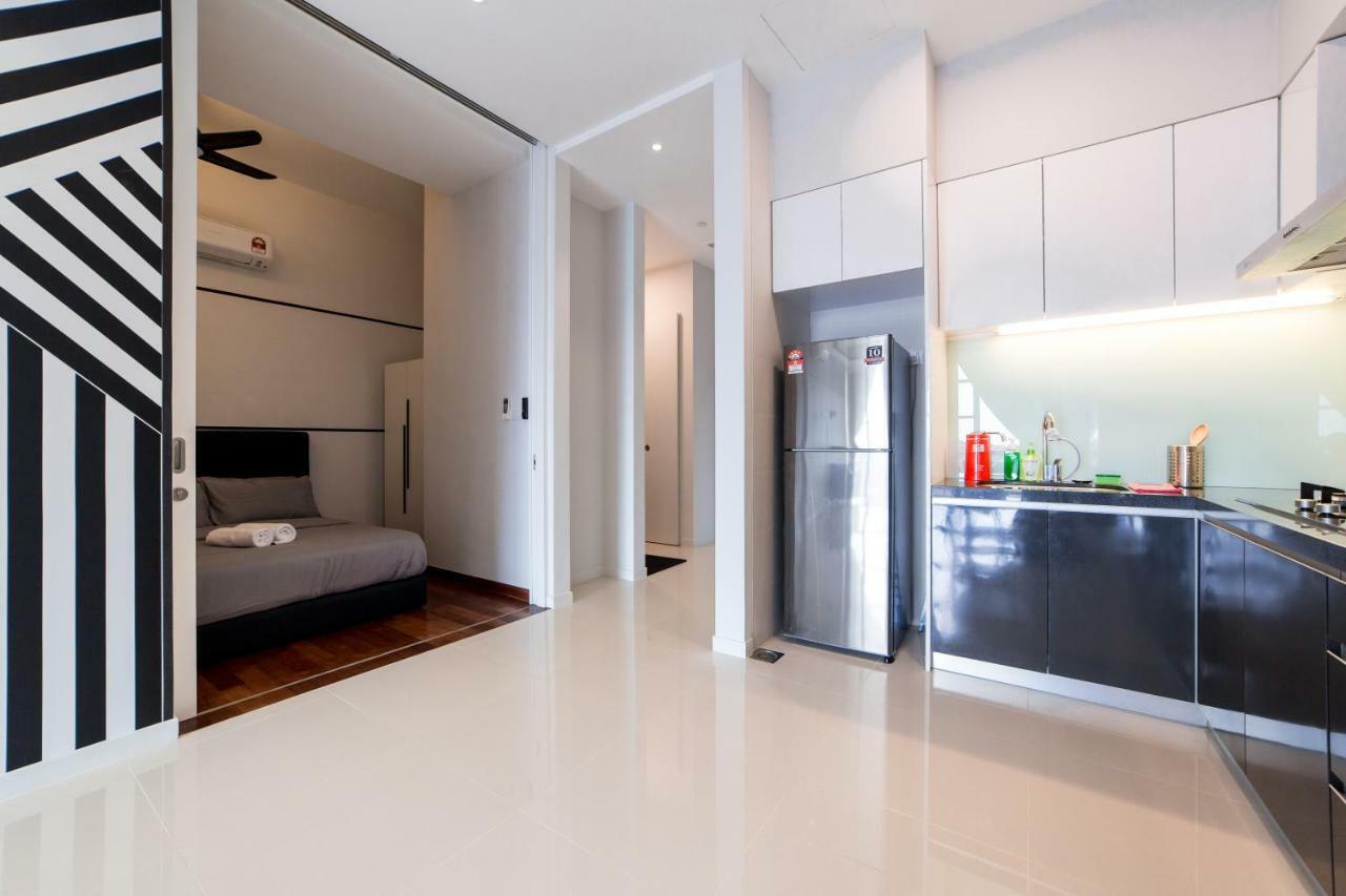 Pangsapuri Azure Residences By Sleepy Bear Paradigm Mall *