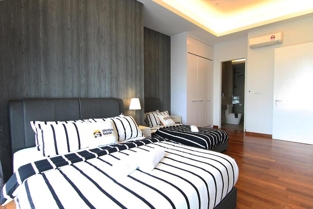 Apartment Azure Residences By Sleepy Bear Paradigm Mall Petaling Jaya