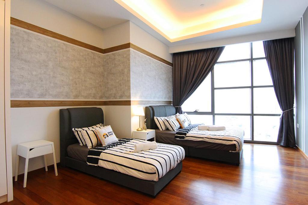 Azure Residences By Sleepy Bear Paradigm Mall Petaling Jaya