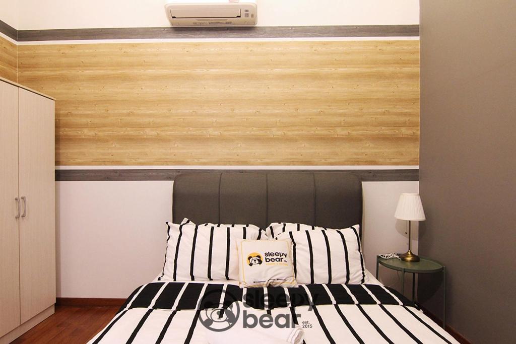 Apartment Azure Residences By Sleepy Bear Paradigm Mall *