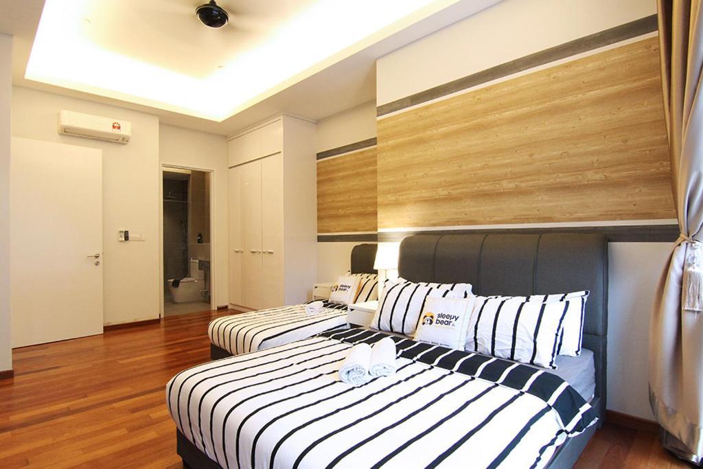 Azure Residences By Sleepy Bear Paradigm Mall Apartment *