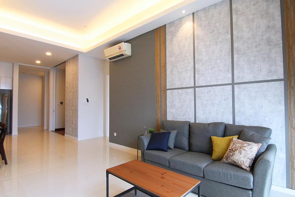 Azure Residences By Sleepy Bear Paradigm Mall Apartment *