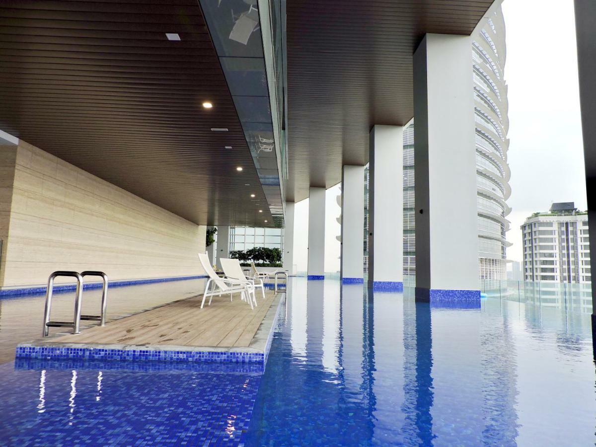 Apartment Azure Residences By Sleepy Bear Paradigm Mall