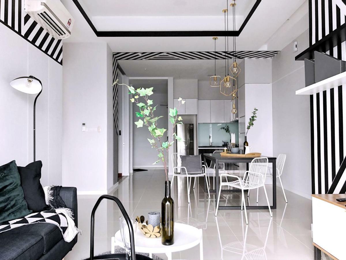 Apartment Azure Residences By Sleepy Bear Paradigm Mall *