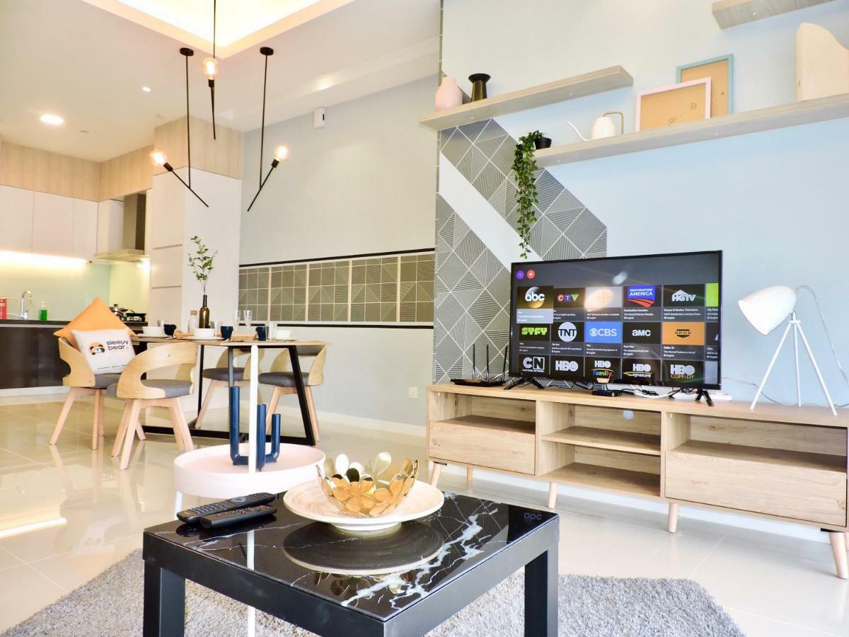 Azure Residences By Sleepy Bear Paradigm Mall Apartment