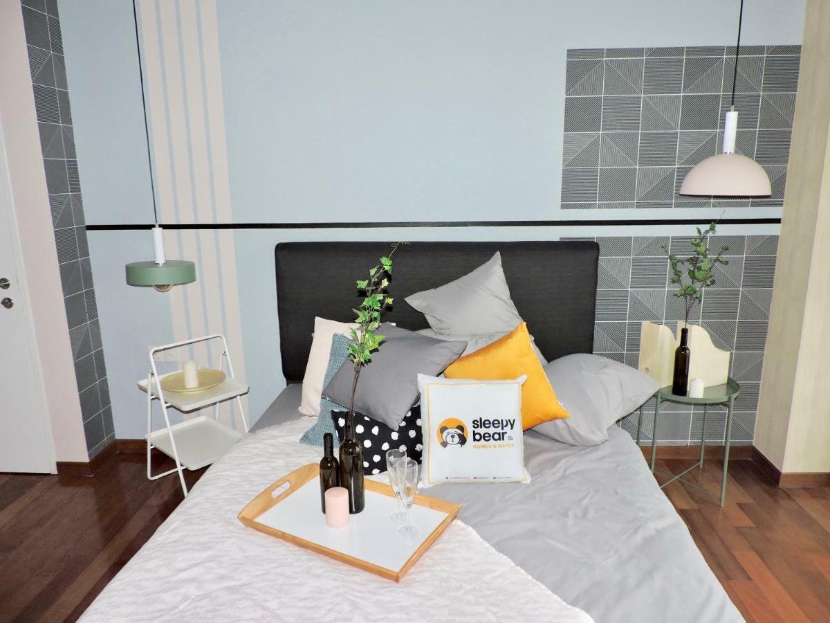 Azure Residences By Sleepy Bear Paradigm Mall