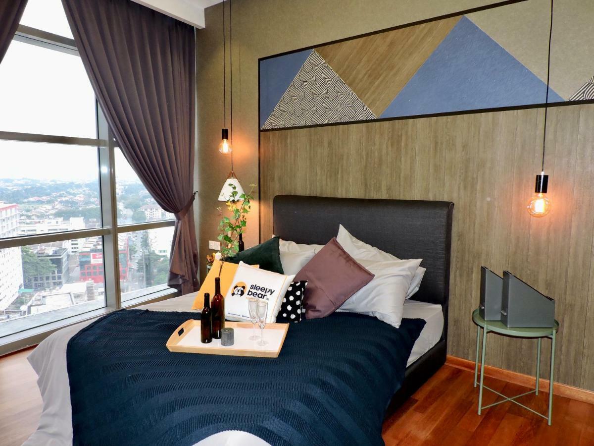 Azure Residences By Sleepy Bear Paradigm Mall *
